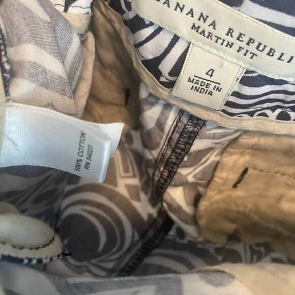 Banana‎ Republic Martin Fit Graphic Print Shorts - Picture 7 of 9